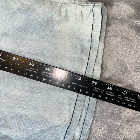 Noble Denim Shorts Overall Romper Size M. - Picture 7 of 7